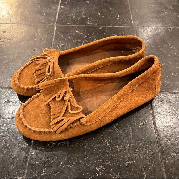Minnetonka Brown Suede Leather Native Moccasin Loafer Size 8 - Picture 2 of 9